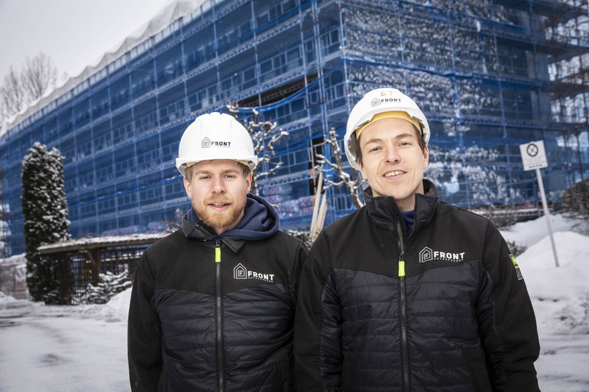 Bilde av Front medarbeidere ved et byggeprosjekt