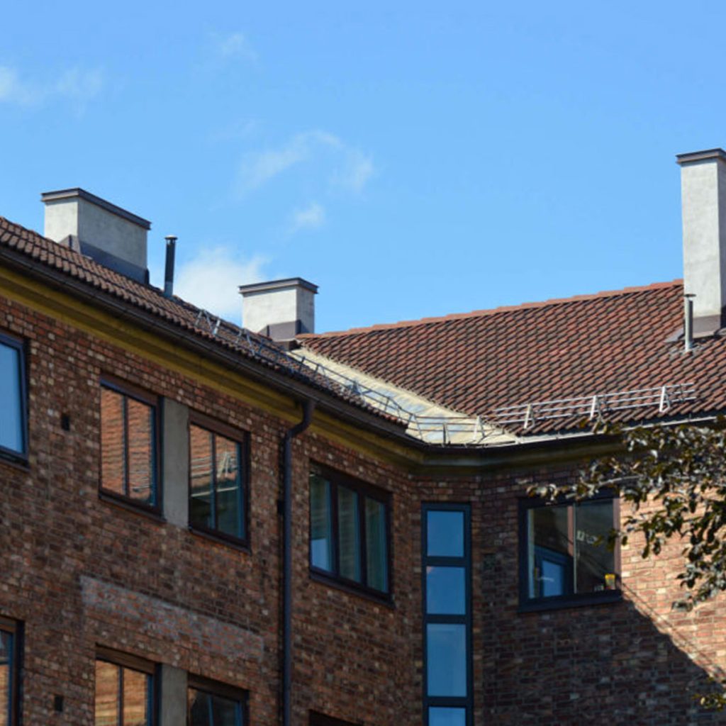 Takarbeid på bygård i Oslo, utført av Front Entreprenør