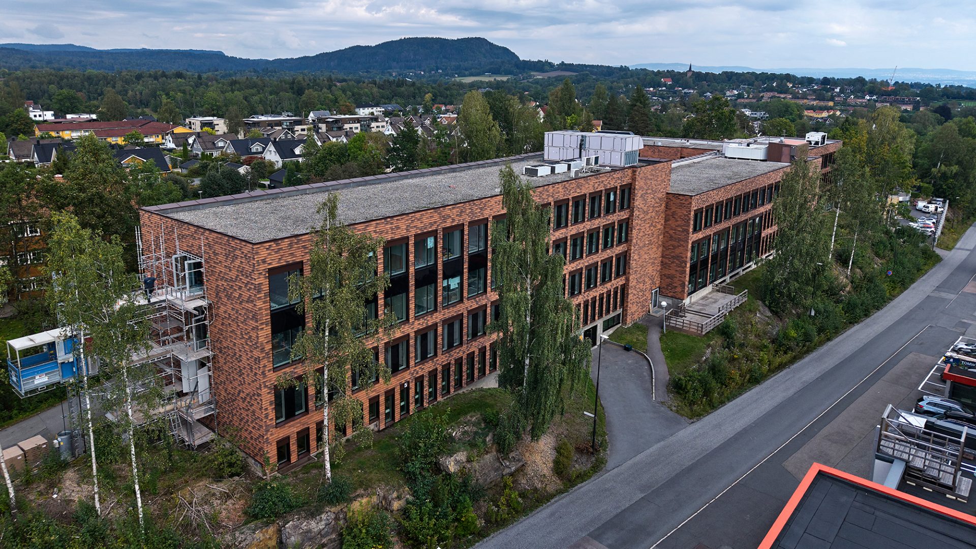 Solbråveien næringsbygg rehabilitert av Front Entreprenør